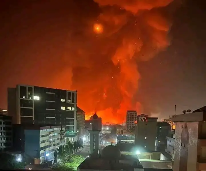 Explosion du dépôt d’hydrocarbures de kaloum, une scène de chaos à Conakry