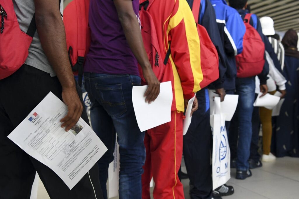 Guinée : Quand la misère et la répression poussent à l’exil (Par Oumar Kateb Yacine)