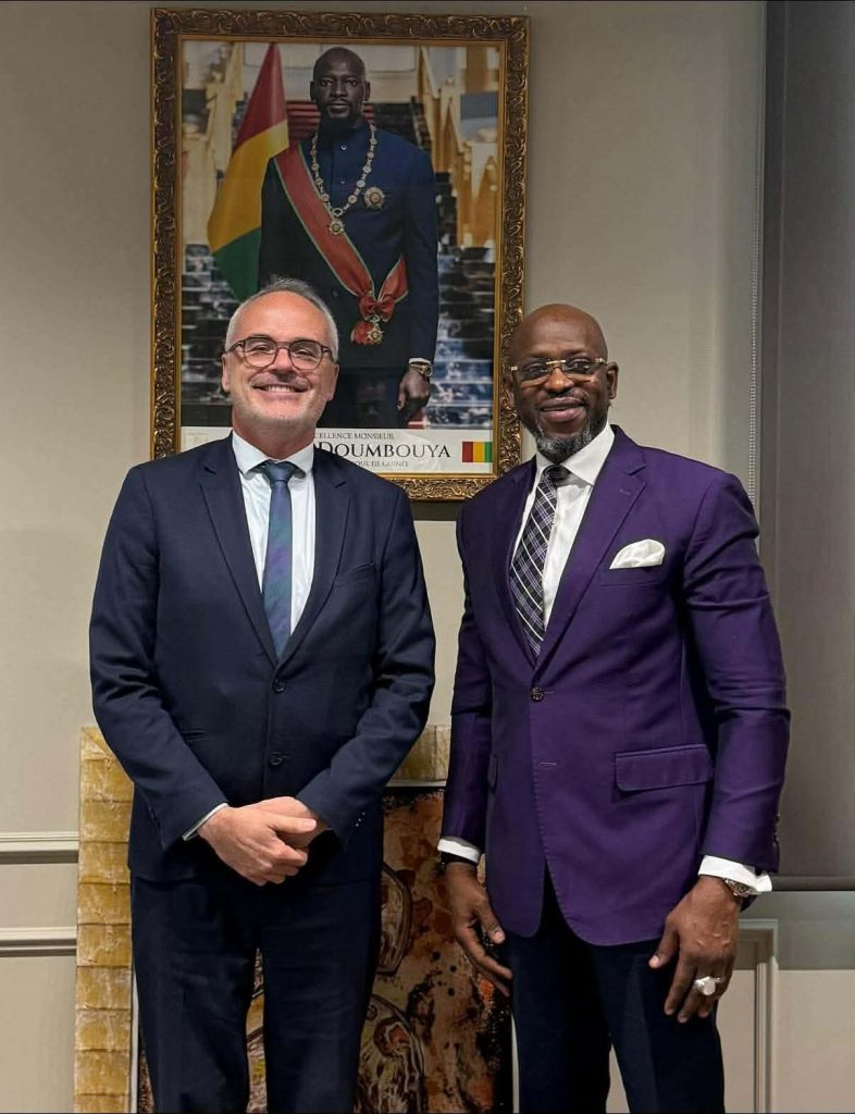 COOPÉRATION AÉROPORTUAIRE : L’AMBASSADEUR DE FRANCE EN VISITE À L’AÉROPORT INTERNATIONAL DE CONAKRY