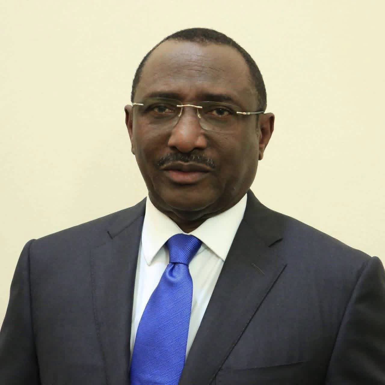 Décès de Sydia Touré : la Guinée en deuil après la disparition de l’ancien Premier ministre à Paris